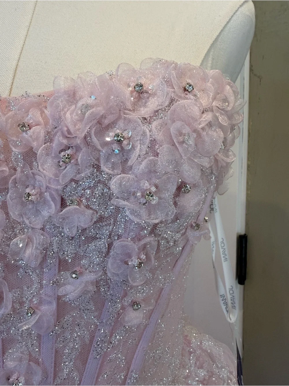 JOVANI NWT ✨ SAMPLE ✨ - Picture 8 of 13